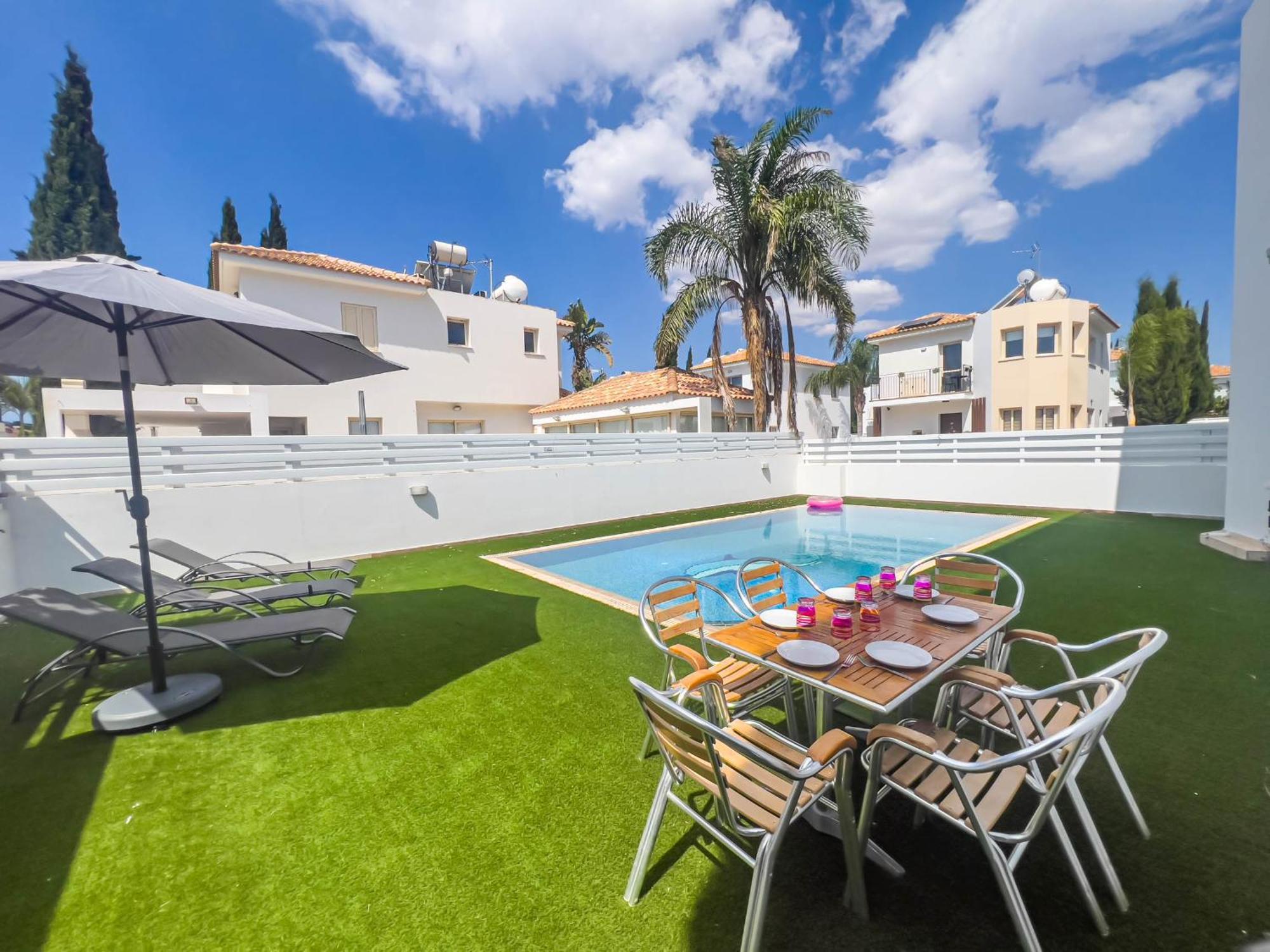 Villa Dolce Vita โปรทาราส ภายนอก รูปภาพ